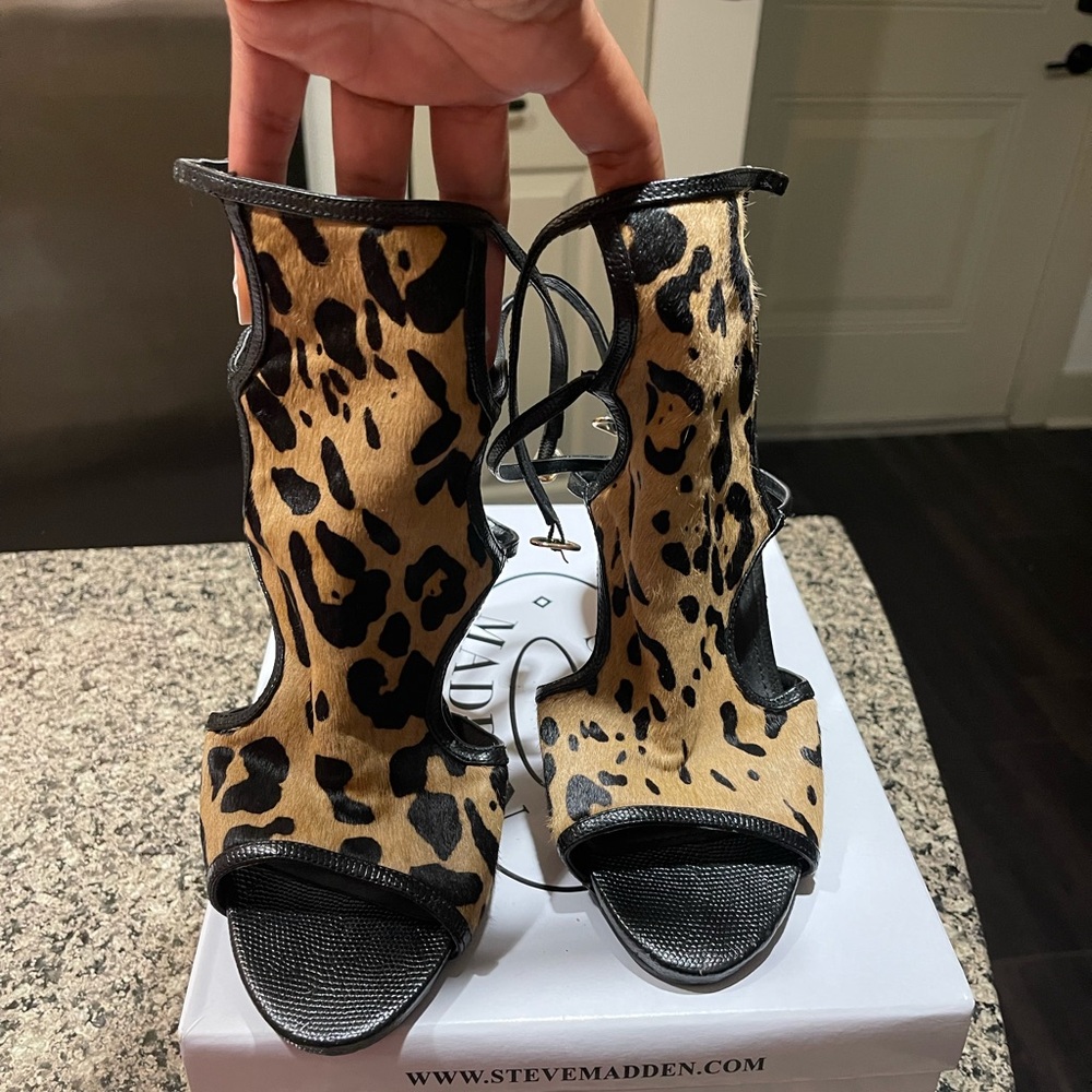 Steve Madden Leopard Heels Size 10
